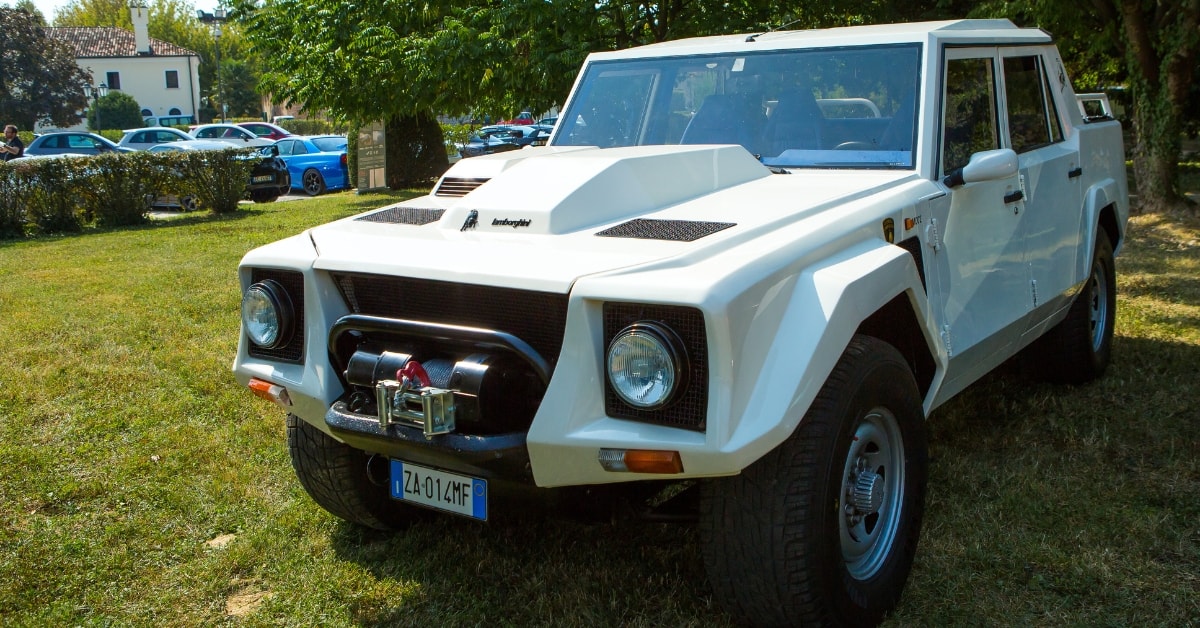 Lamborghini LM002