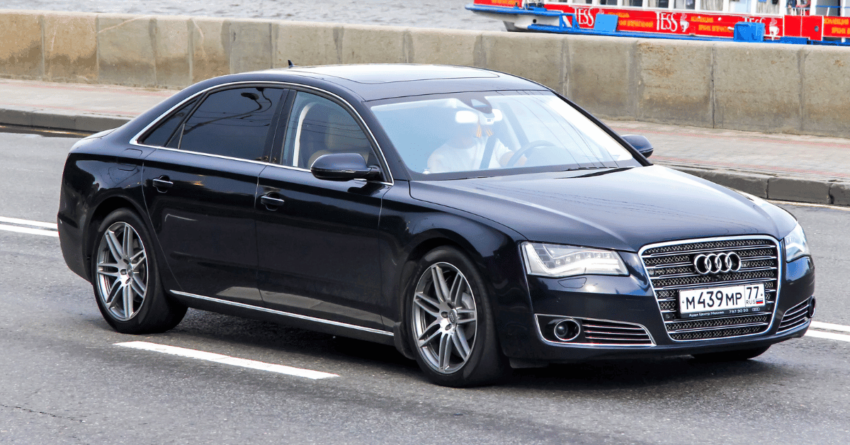 Audi A8 W12